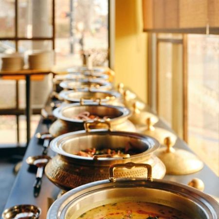 Jāmb Fabexpress Utsav Residency - Nr Panvel酒店 外观 照片